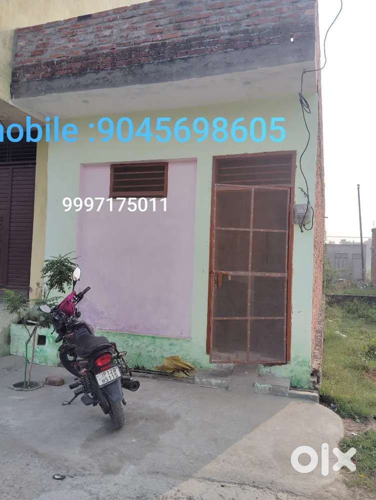 75 gaziyabad ka makan he pora chapa hua he