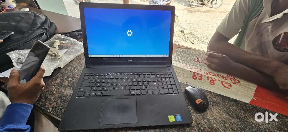 Dell touchscrren laptop for sale