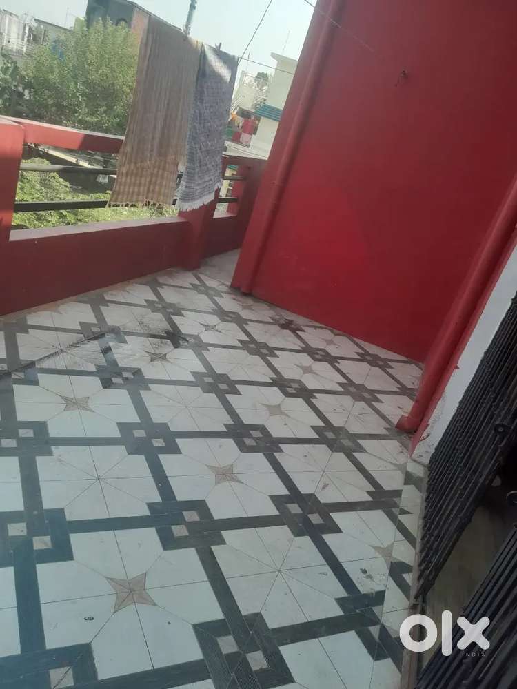 2 bhk with dinning area and walking loby for rent in Nakatia Bareilly