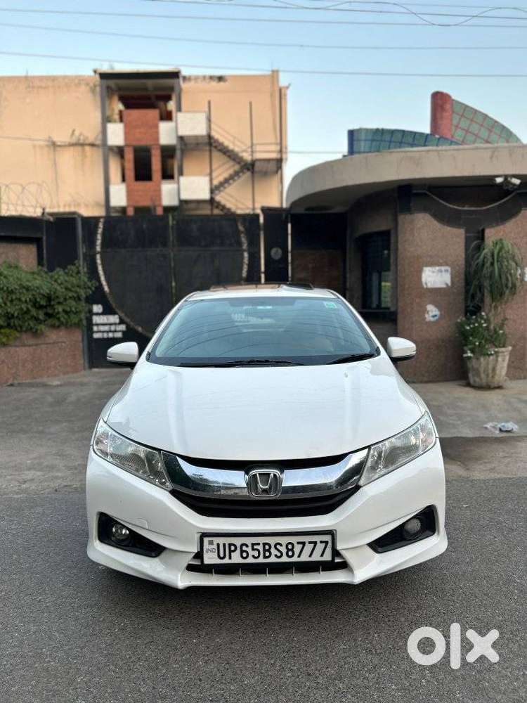 Honda City 2011-2013 1.5 V MT Sunroof, 2014, Petrol