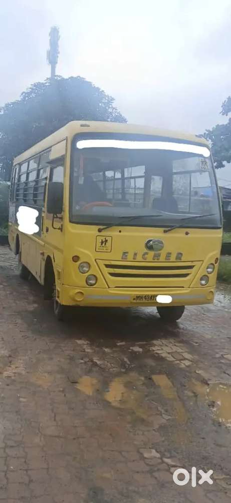 Eicher 1075 27.Set School Permit