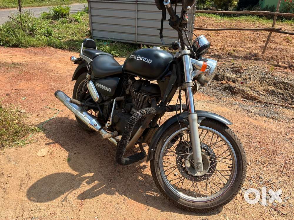 Royal Enfield Thunderbird