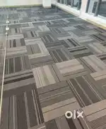 Office flooring mat / carpet tail in good condition