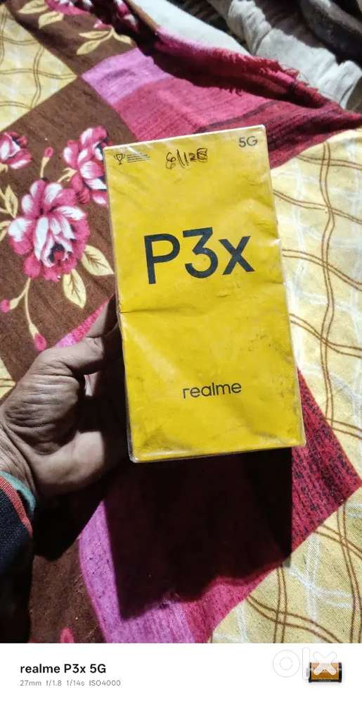 Realme p3x 5g   3 days old phone pura new hai sab kuchh available hai