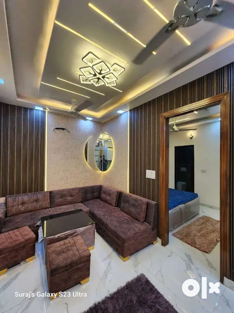 60 sq yards new luxury flat with car parking near uttam nagar loan av