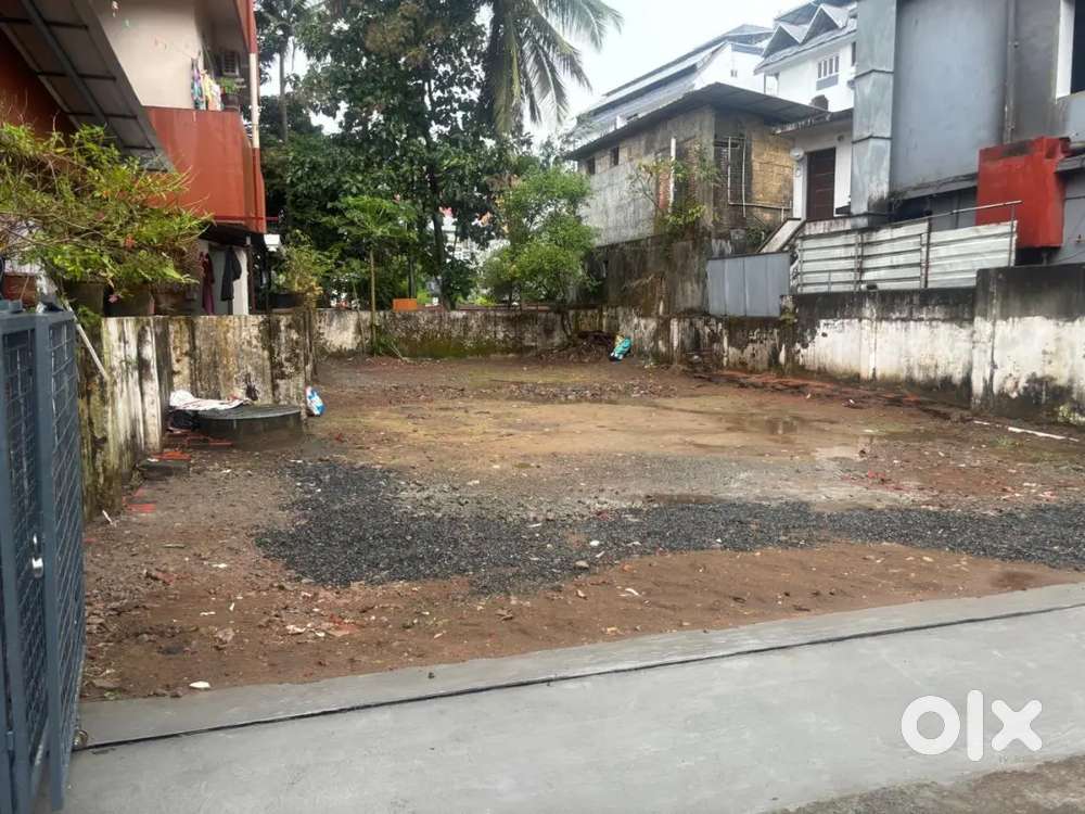 Plot for rent in Palarivattom