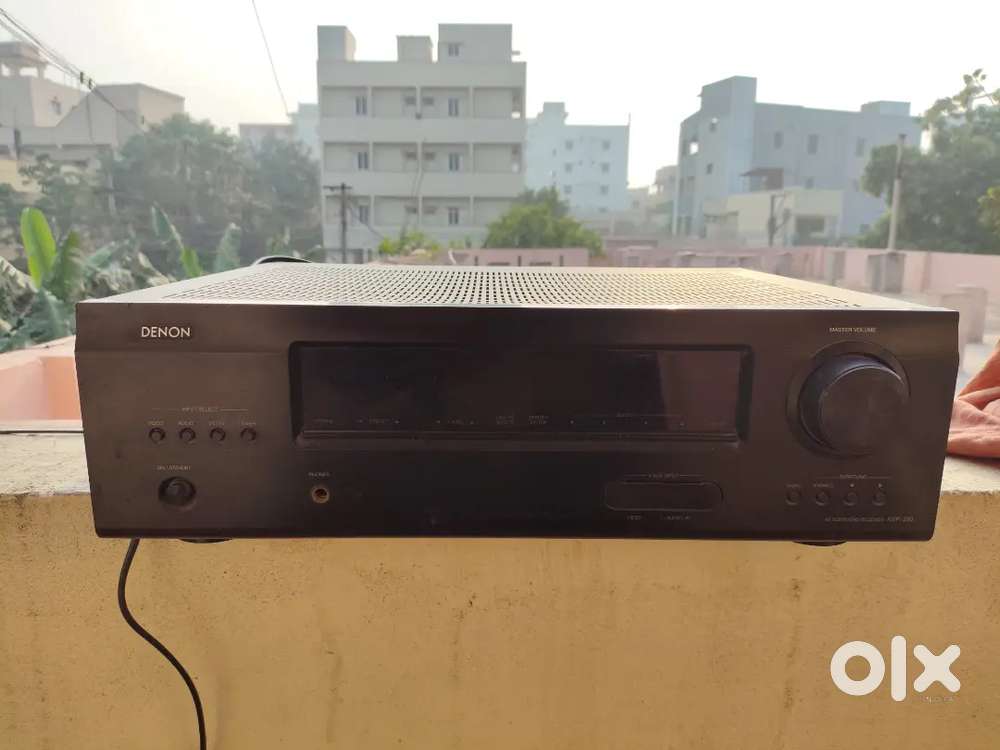 Denon amplifier with 4 speakers 1 woffer