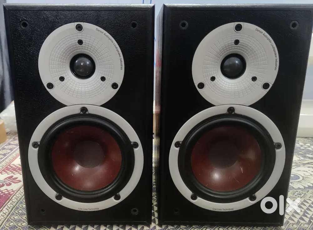 Dali Bookshelf Speakers - Spektor 2