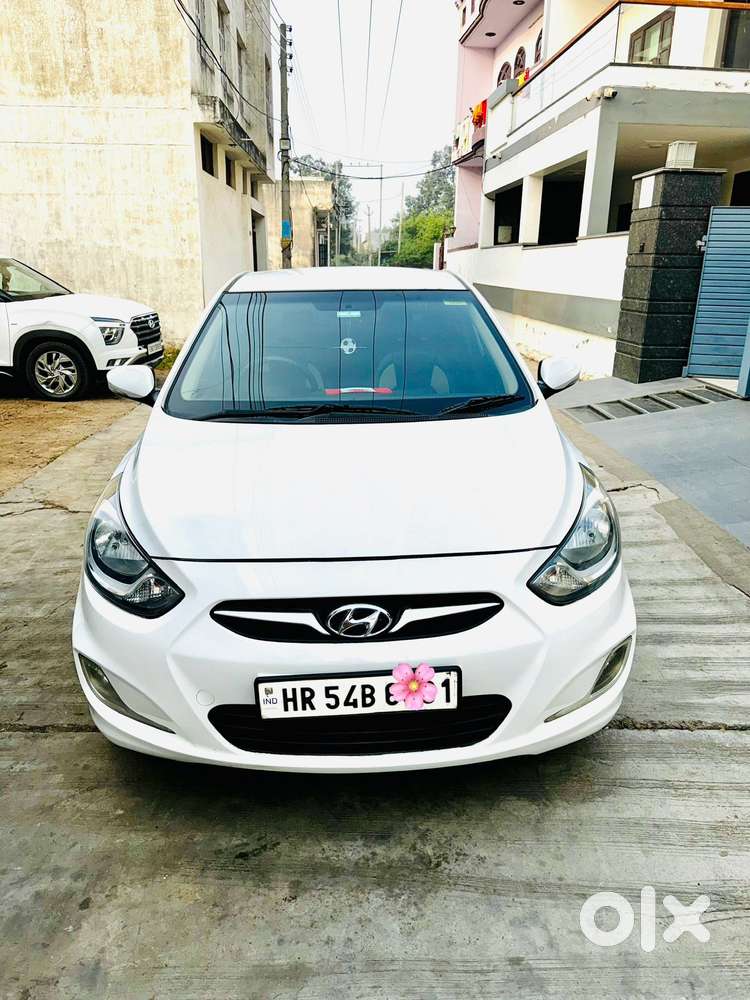 Hyundai Fluidic Verna 1.6 CRDi SX, 2014, Diesel