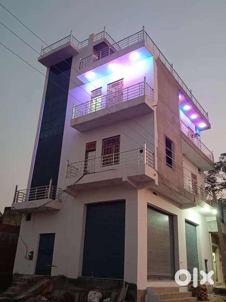 Prime location with all conn. , gravity gym, hospital with in 500m