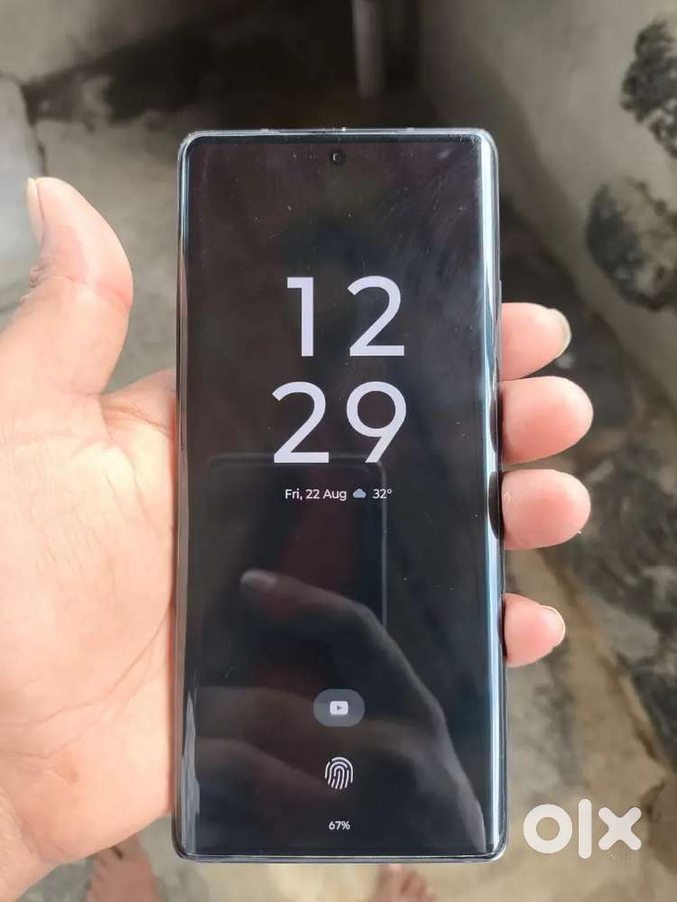 Moto edge 30 ultra 12-256gb exchange available