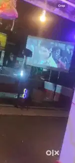 Resturant drivein screen outdoor screening  with projector