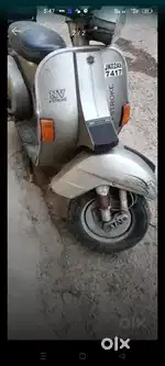 Lml 4 stroke scooter
