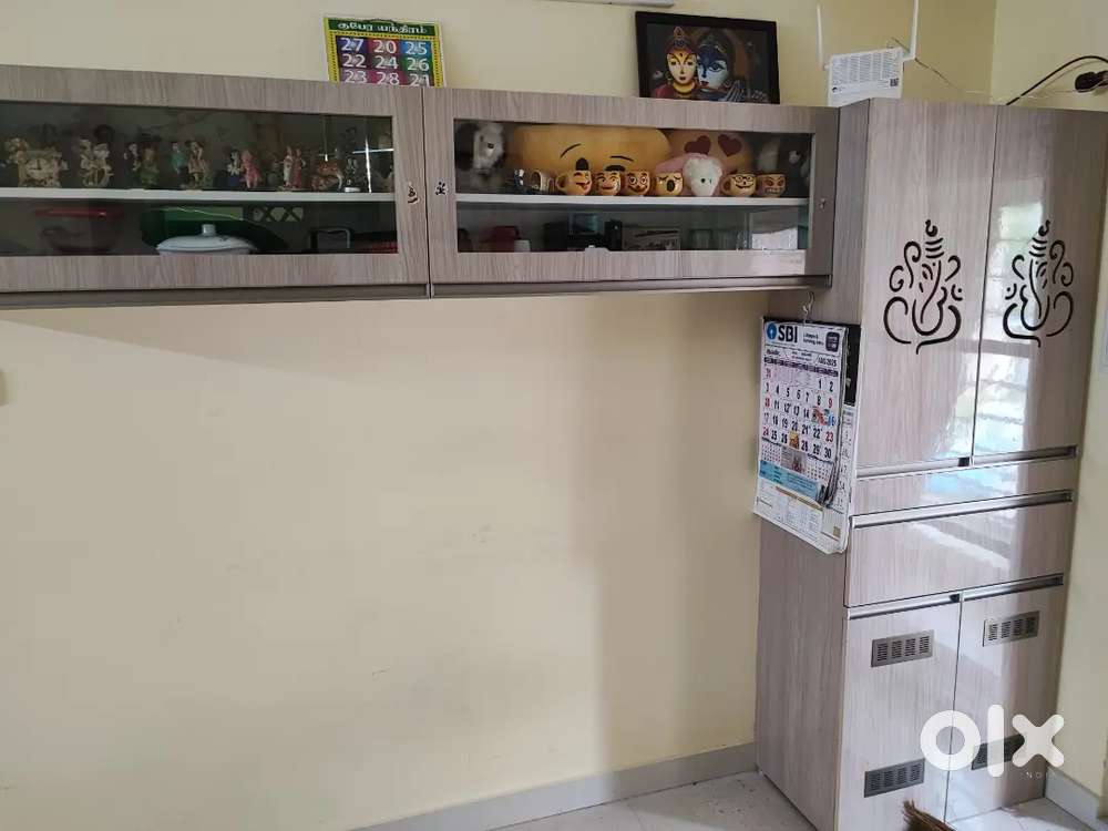 @Kolathur Sun-kissed, Vastu-friendly PG for Girls with a beautiful..