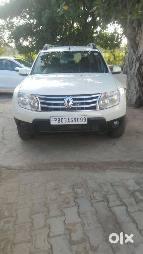 Duster 2014 model diesel in well maintained condition