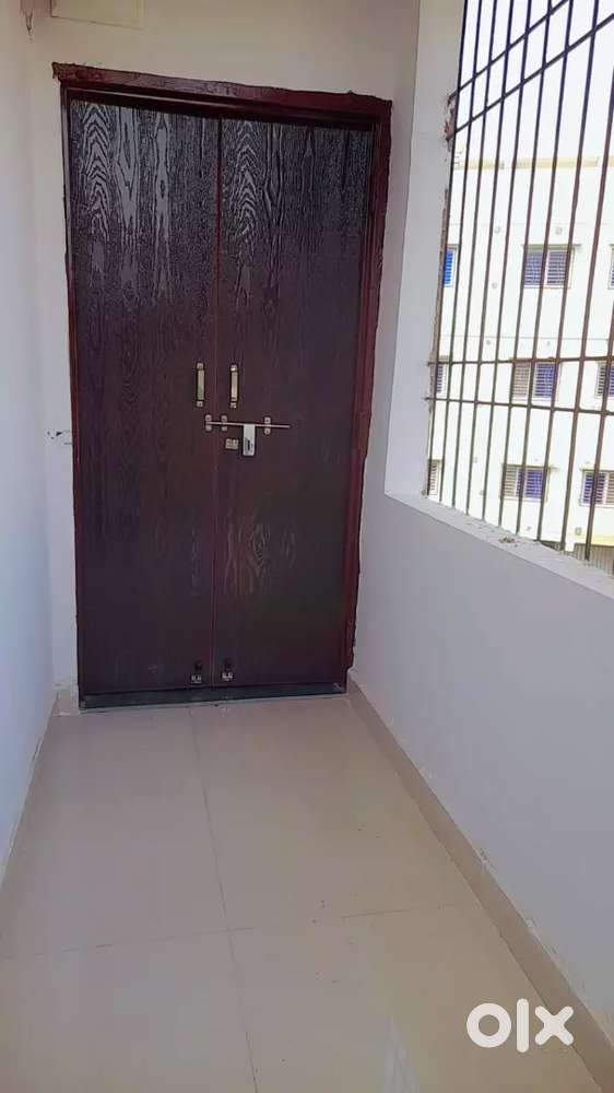 Sharing flat for girls in safest independent house.