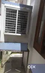 Cooler with Iron Stand