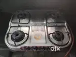 Gas stovee
