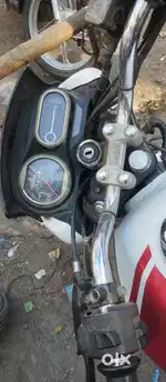 Bajaj vikranta 2016 and