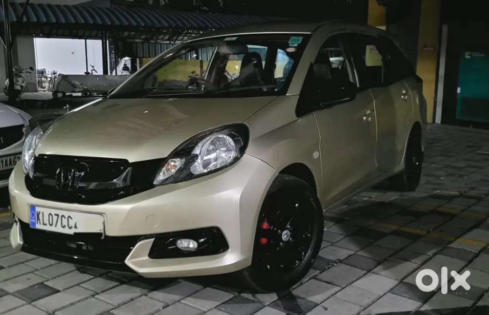 Honda Mobilio Top End V(O) Petrol