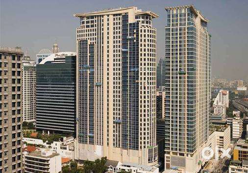 1/2/3 sharing Male and Female any where in mumbai closed to railway st