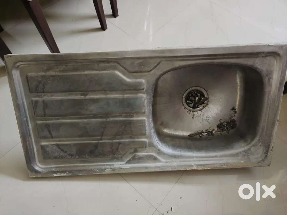 Stainless steel sink