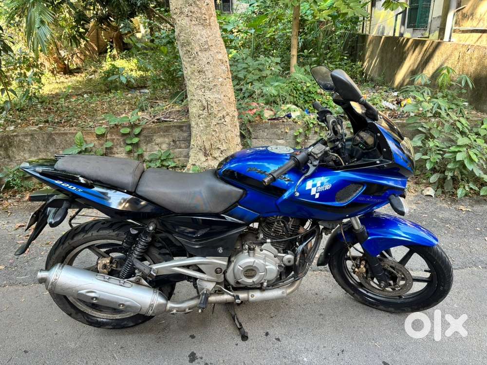Bajaj pulsar 220 F