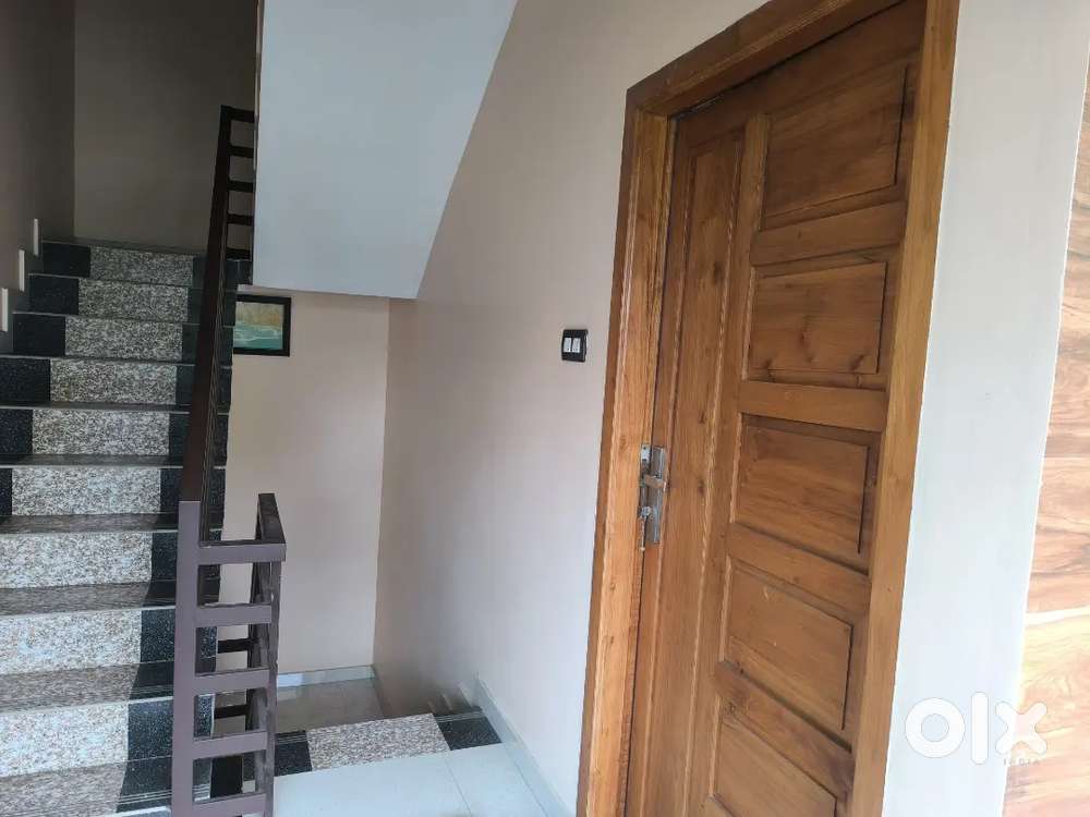 Kowdiyar 1bhk.for rent