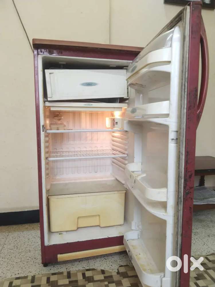 Kelvinator Fridge 160-180 Litres, Working Condition