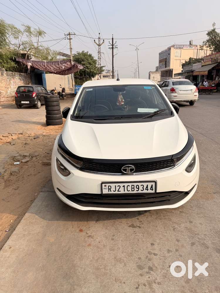 Tata Altroz 2021 CNG & Hybrids 28000 Km Driven