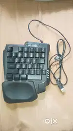 One hand keyboard with LED & mouse with DPI, 4in1 portable usb c hub