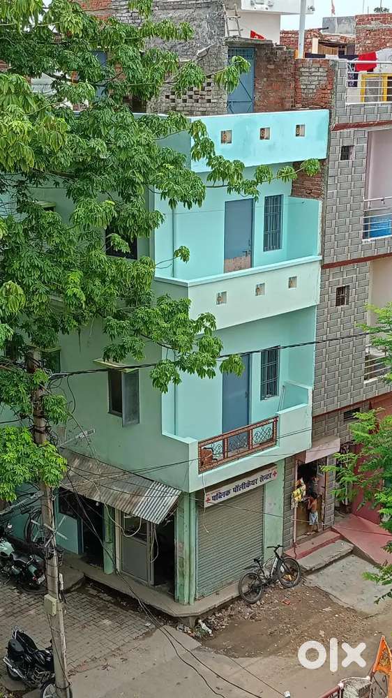 Indipendent house near gudamba thana . Ground and 2nd floor is vacant