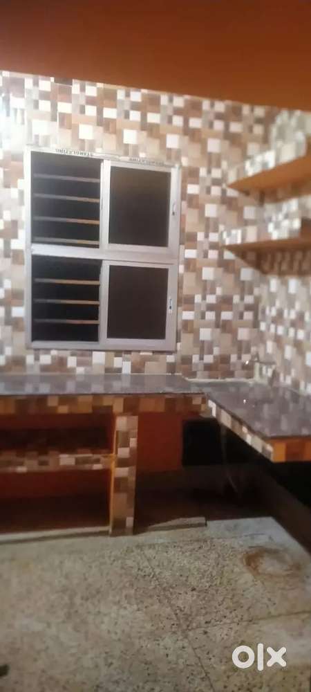 Flat available @ Christian Para, Mohishila just 400 mtr from GT road