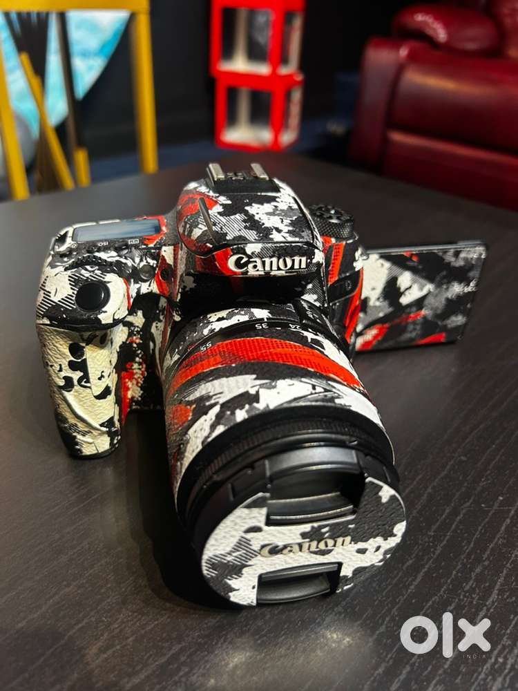 DSLR Camera Canon 77d