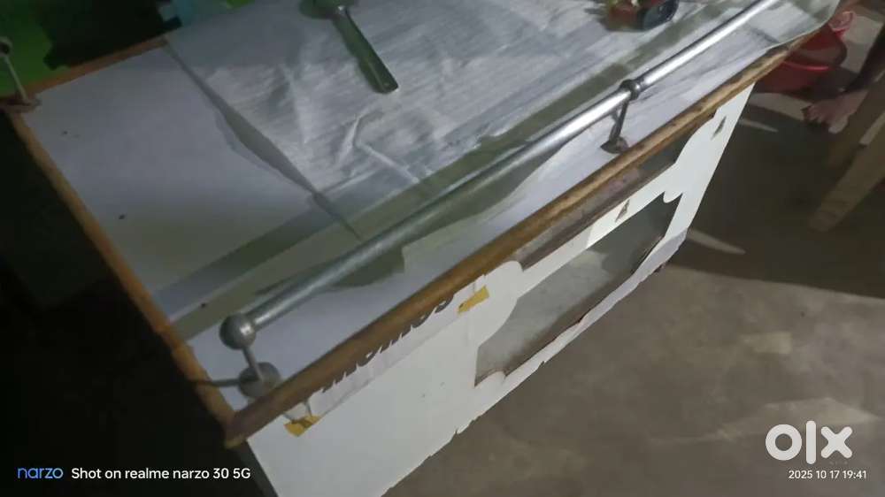 Conter with good looking