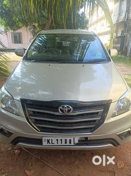 Toyota Innova 2013 Diesel Well Maintained