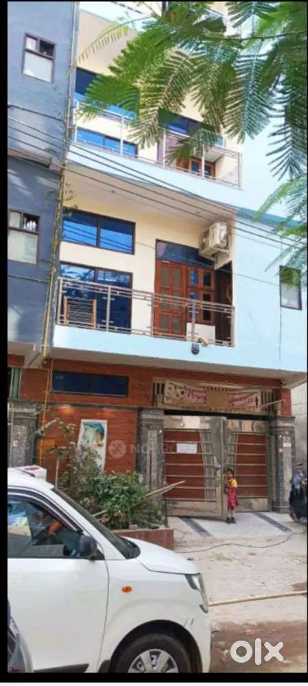 Fully Furnished 2BHK Available @Avenue 69