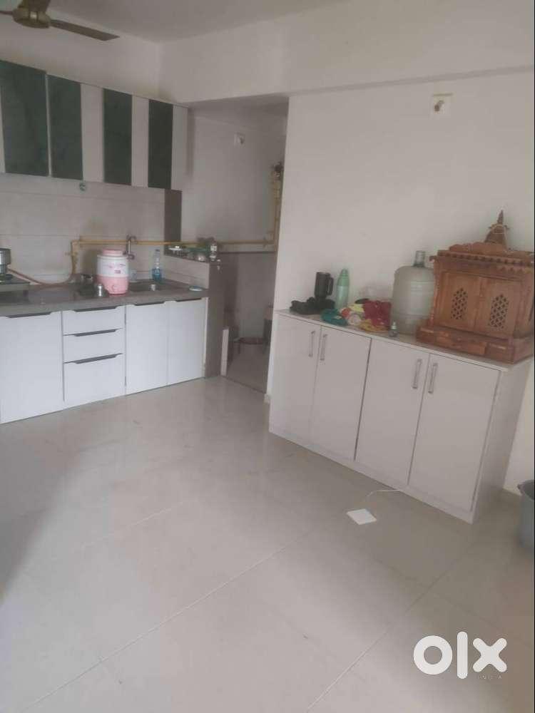 2bhk fully furnished