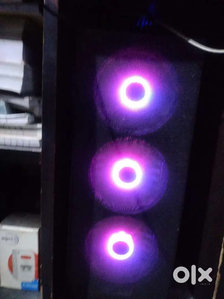 Custom built pc with Amd ryzen 5 5600g cpu