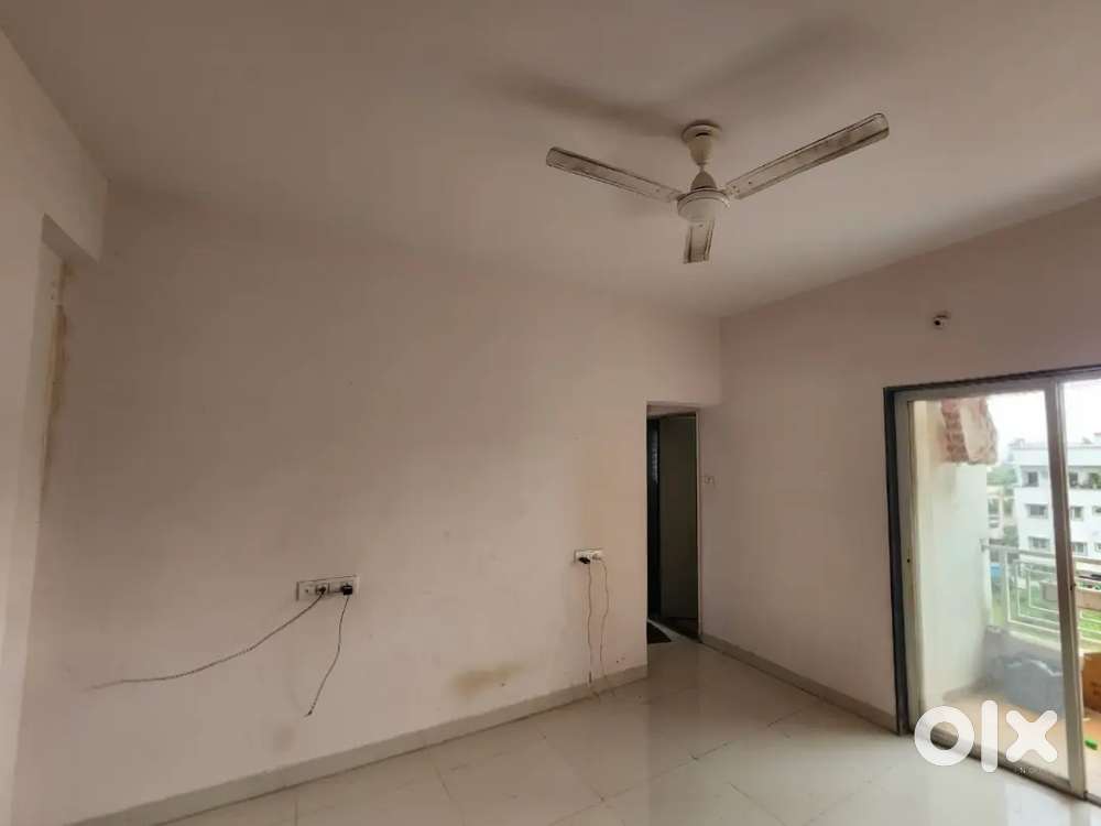 Semi Furnished 1BHK for rent near 40 Feet Road Manjari. Only Bachelors