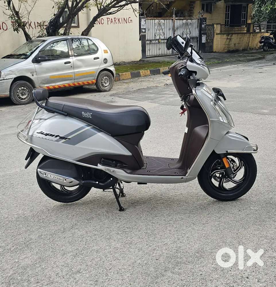 TVS Jupiter