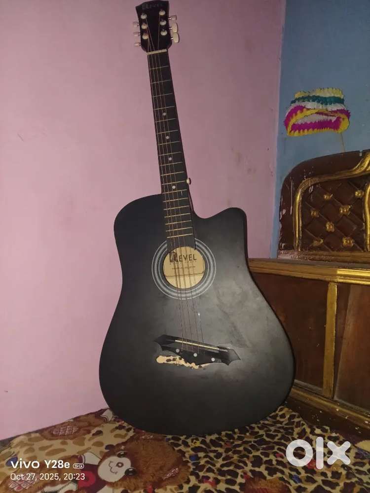 Guitar for sell in 2k only instant buy