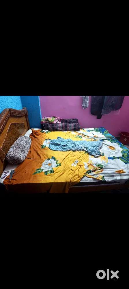 Single room attached washroom only for bachelor
