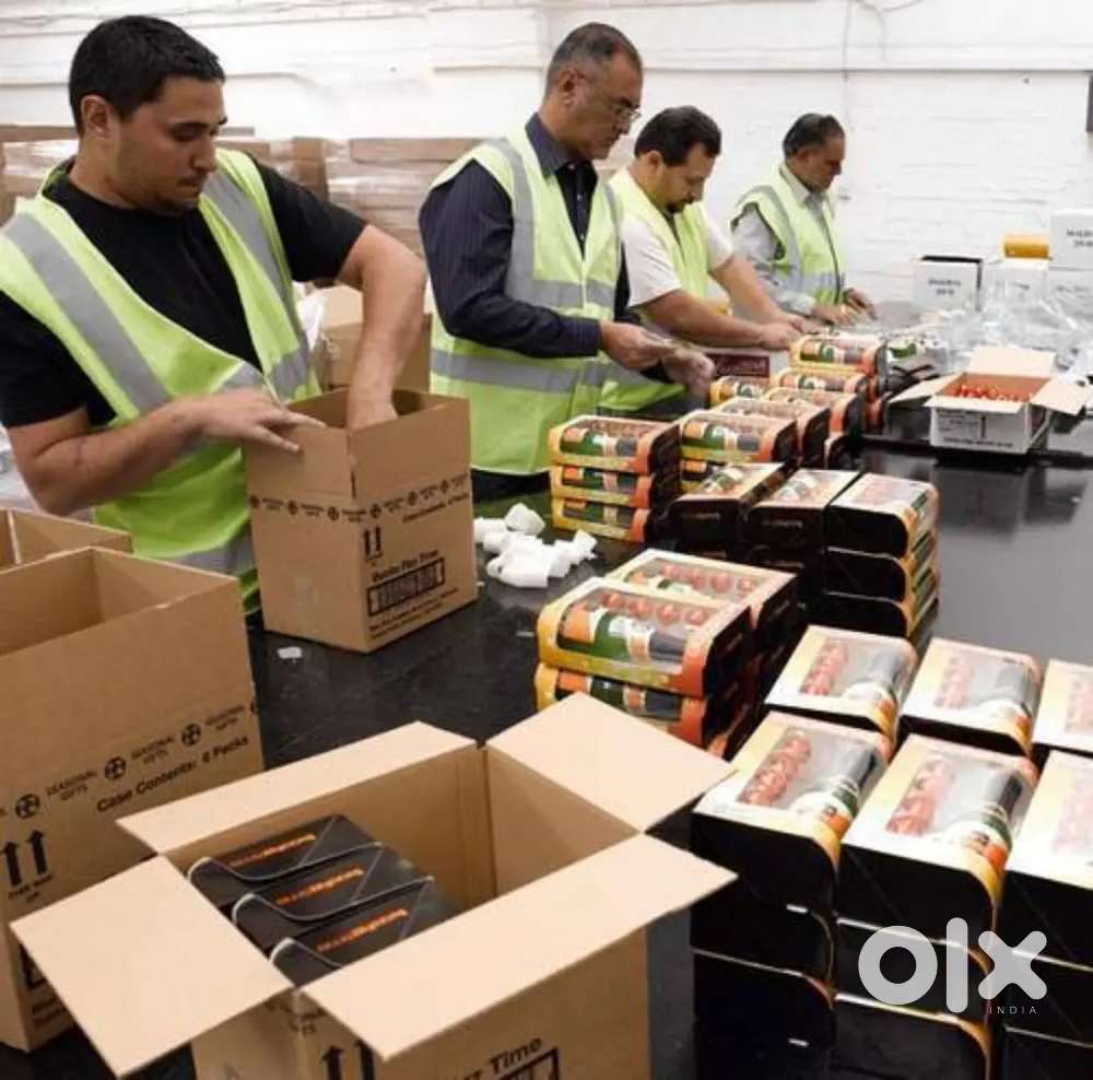 Packing worker