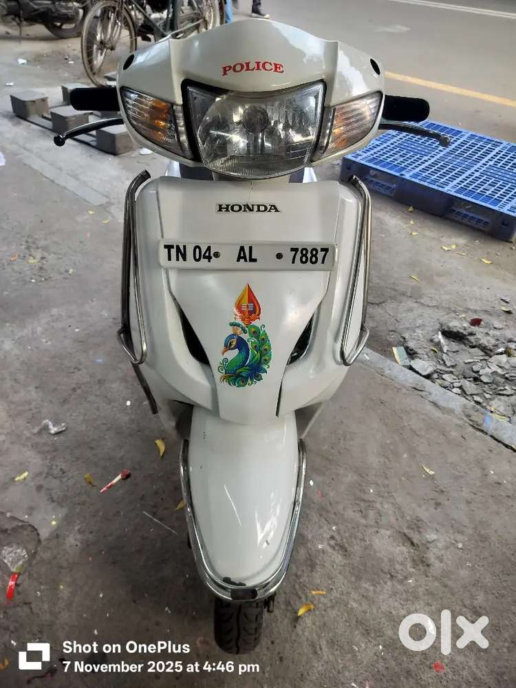 honda activa scooty