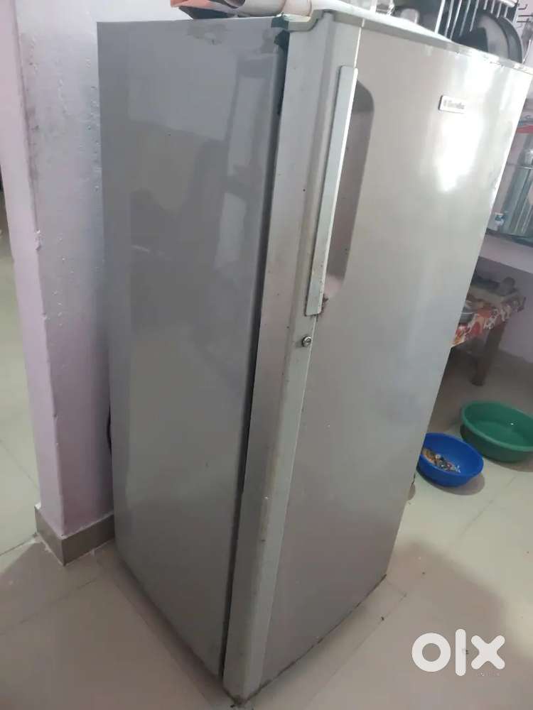 Refrigerator want to sell