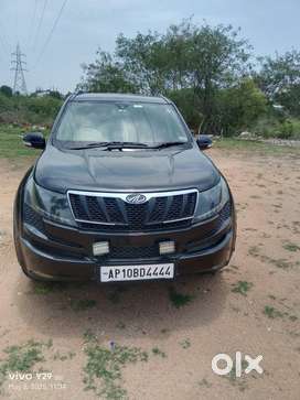 Mahindra XUV500 W8, 2012