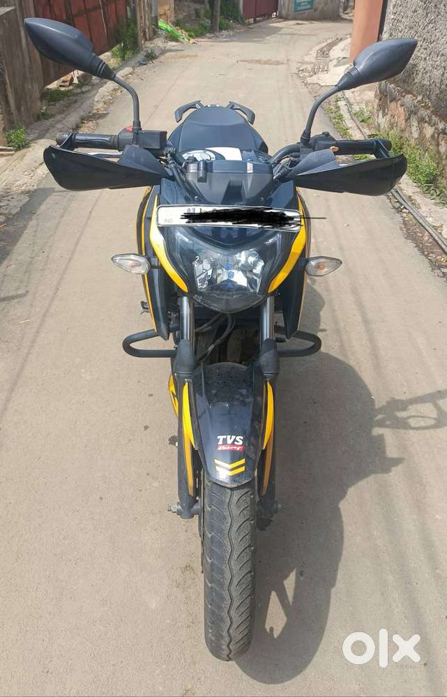 Apache rtr 160v