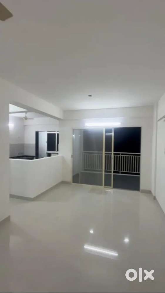 2BHK LUXURY FLAT FOR SALE OR LEASE