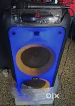 Brand new Boat partypal 390 Bluetooth party Tower Speakers full kit